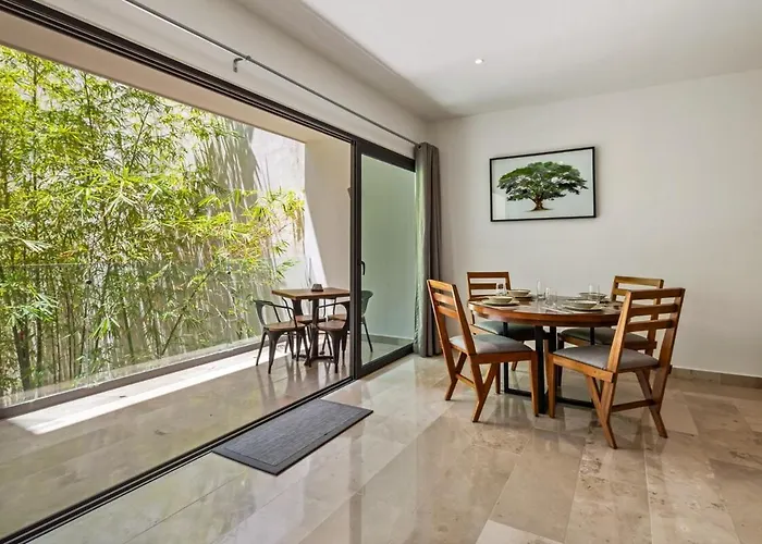 Newer Luxury 2bd Close To Ocean Playa del Carmen