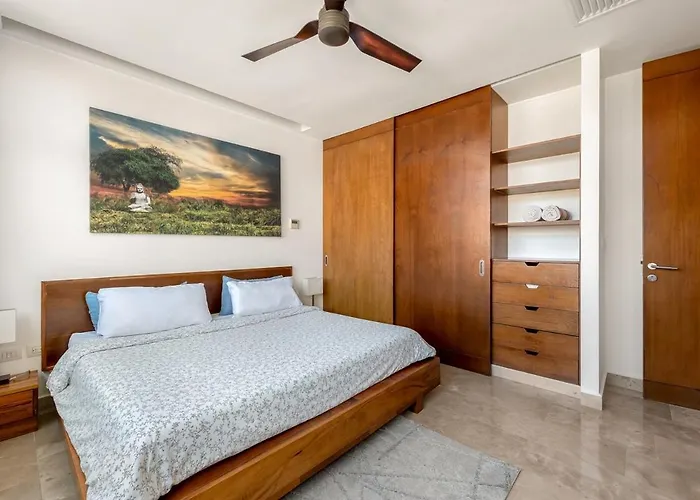 Newer Luxury 2bd Close To Ocean Apartment Playa del Carmen